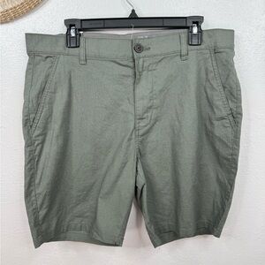 PLUGG Men's Chino Durable Shorts Cactus Green Flat Front Size 34 Linen Blend